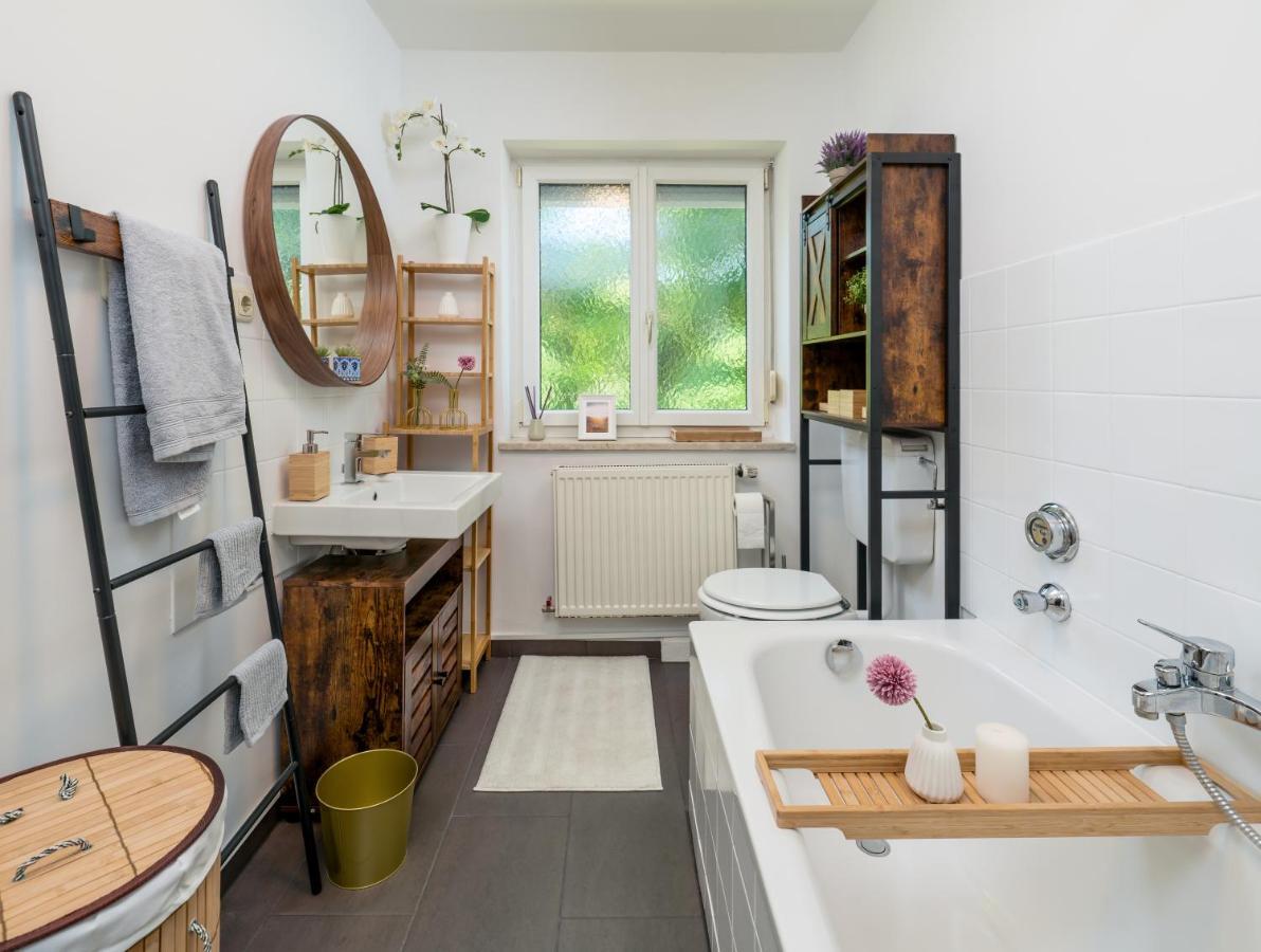 Eg Links-Wunderschoene 70M Grosse 2-Zimmer City Wohnung Naehe Salzburg 弗赖拉辛 外观 照片