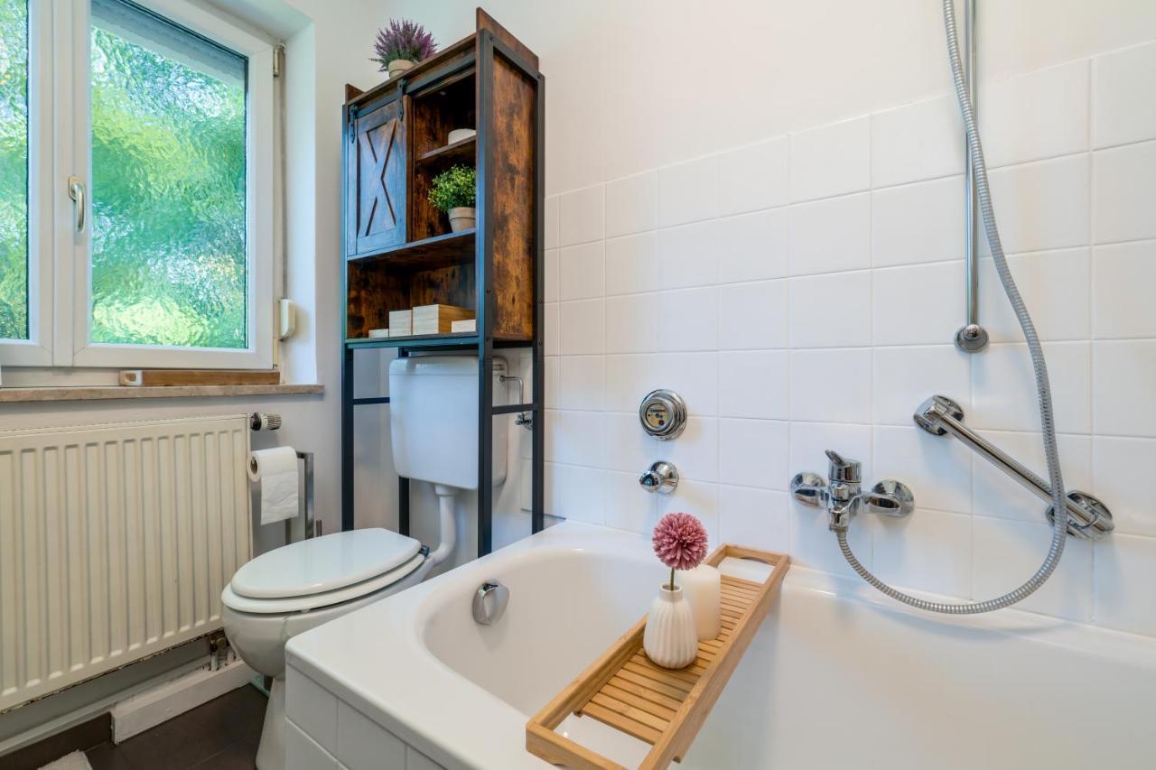 Eg Links-Wunderschoene 70M Grosse 2-Zimmer City Wohnung Naehe Salzburg 弗赖拉辛 外观 照片